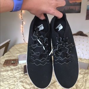 Size 10 women’s Sorel sneakers!